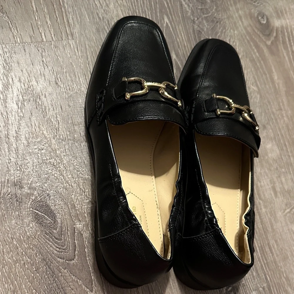 Liz Claiborne Black Loafers with Gold Buckle - Picture 2 of 7